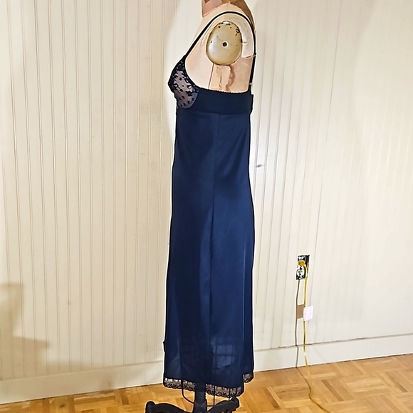 VINTAGE FORMFIT ROGERS black lacy chemise dress - Picture 7 of 12